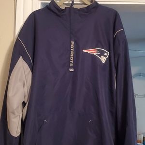 Reebok NFL on feild pullover jacket.